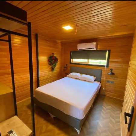 Guest house Fabulous Bungalow With Nature View In Konyaalti *